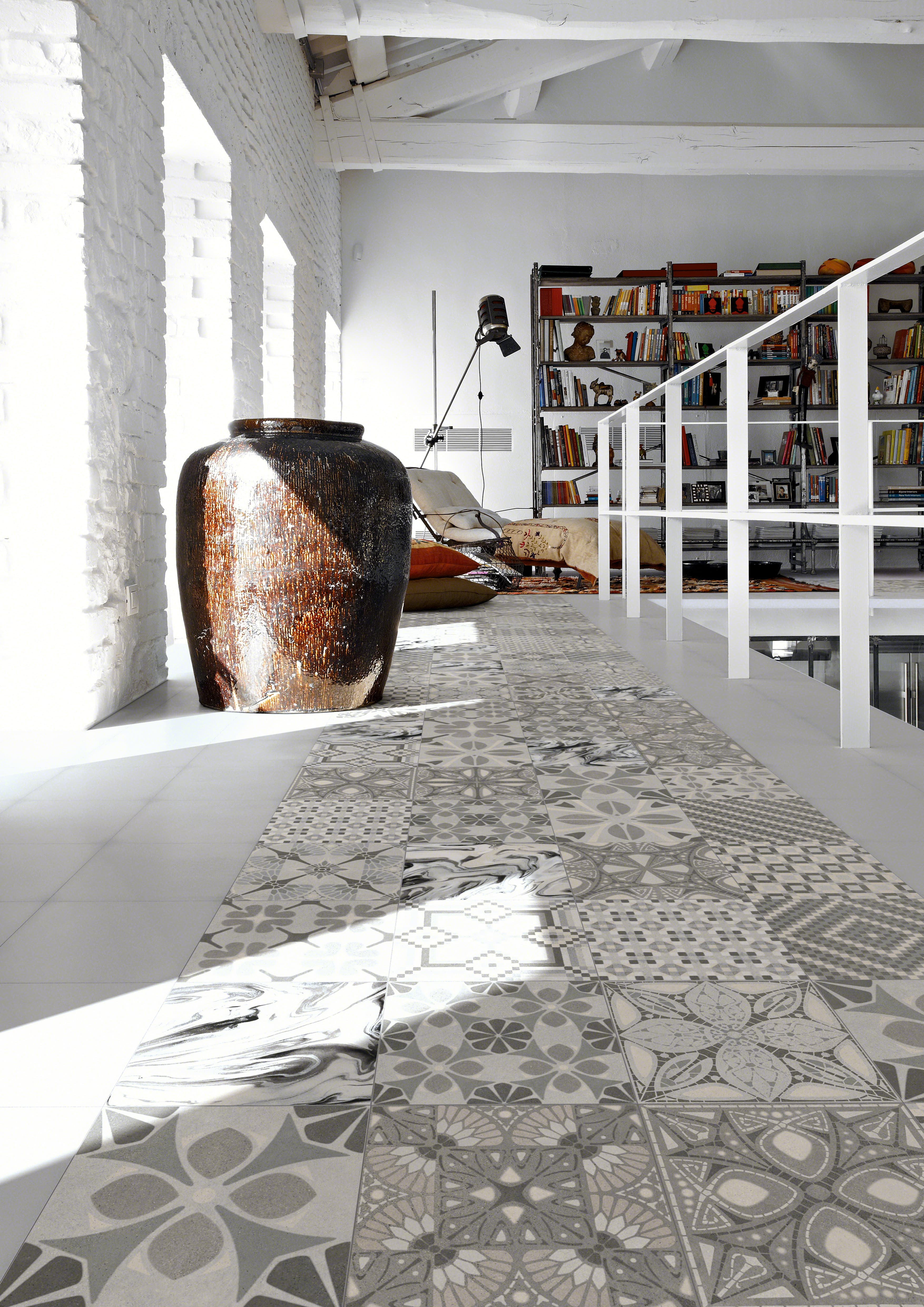 vives-patterned-black-white-cream-tiles